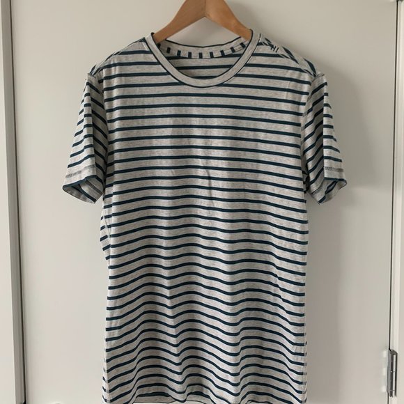Lululemon: 5 year basic tee (navy) sz:m - Picture 1 of 3